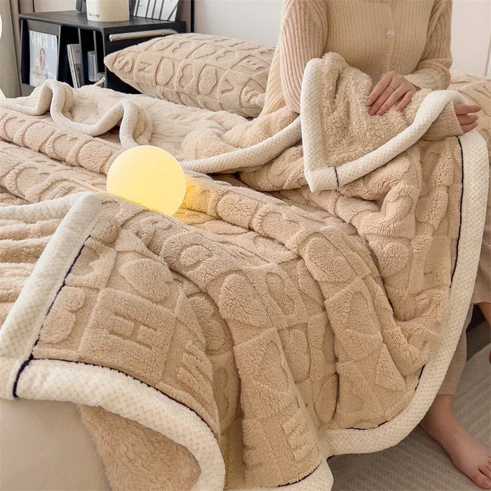 Luxury Fleece Love Heart Thick Blanket