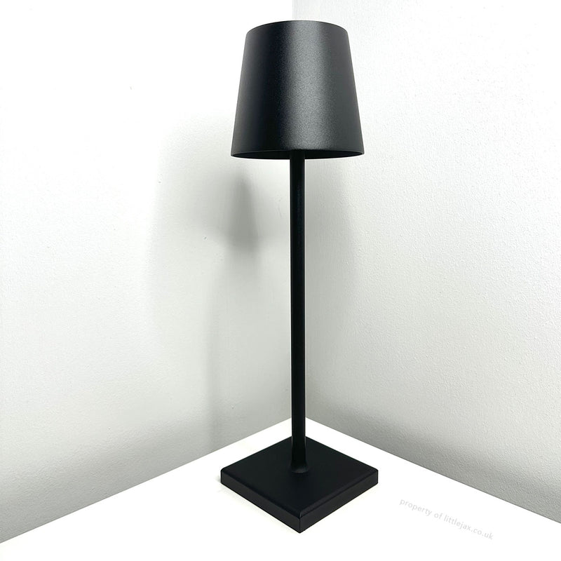Eigentijdse draadloze moderne tafellamp