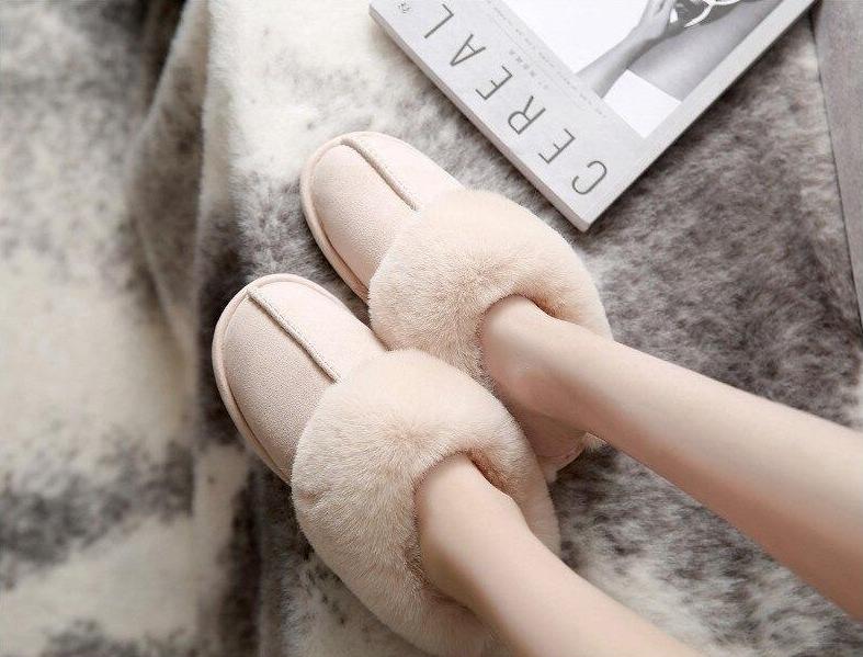 Women's Slippers - Fluffy Beige Ladies Slippers - Fuzzy Slippers